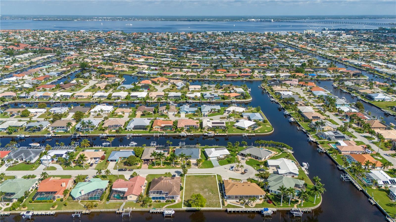 2065 VIA ESPLANADE, PUNTA GORDA, FL, 33950