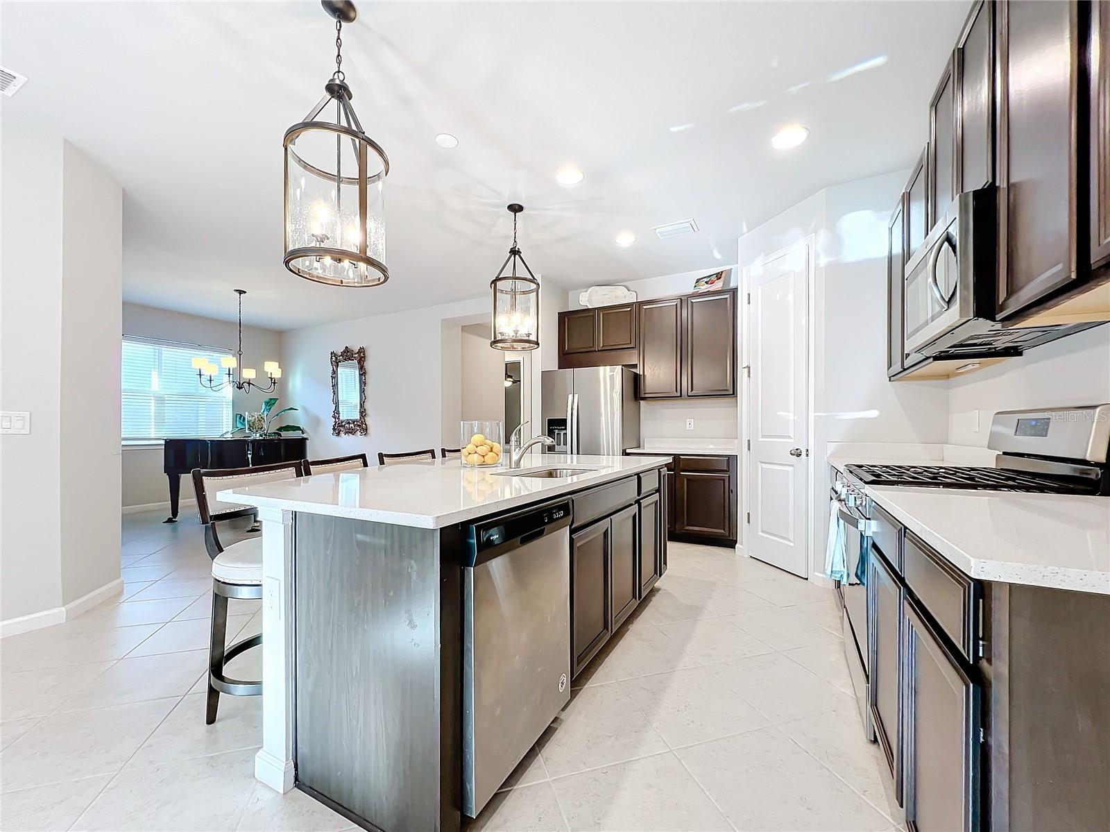 8678 RAIN SONG RD, SARASOTA, FL, 34238