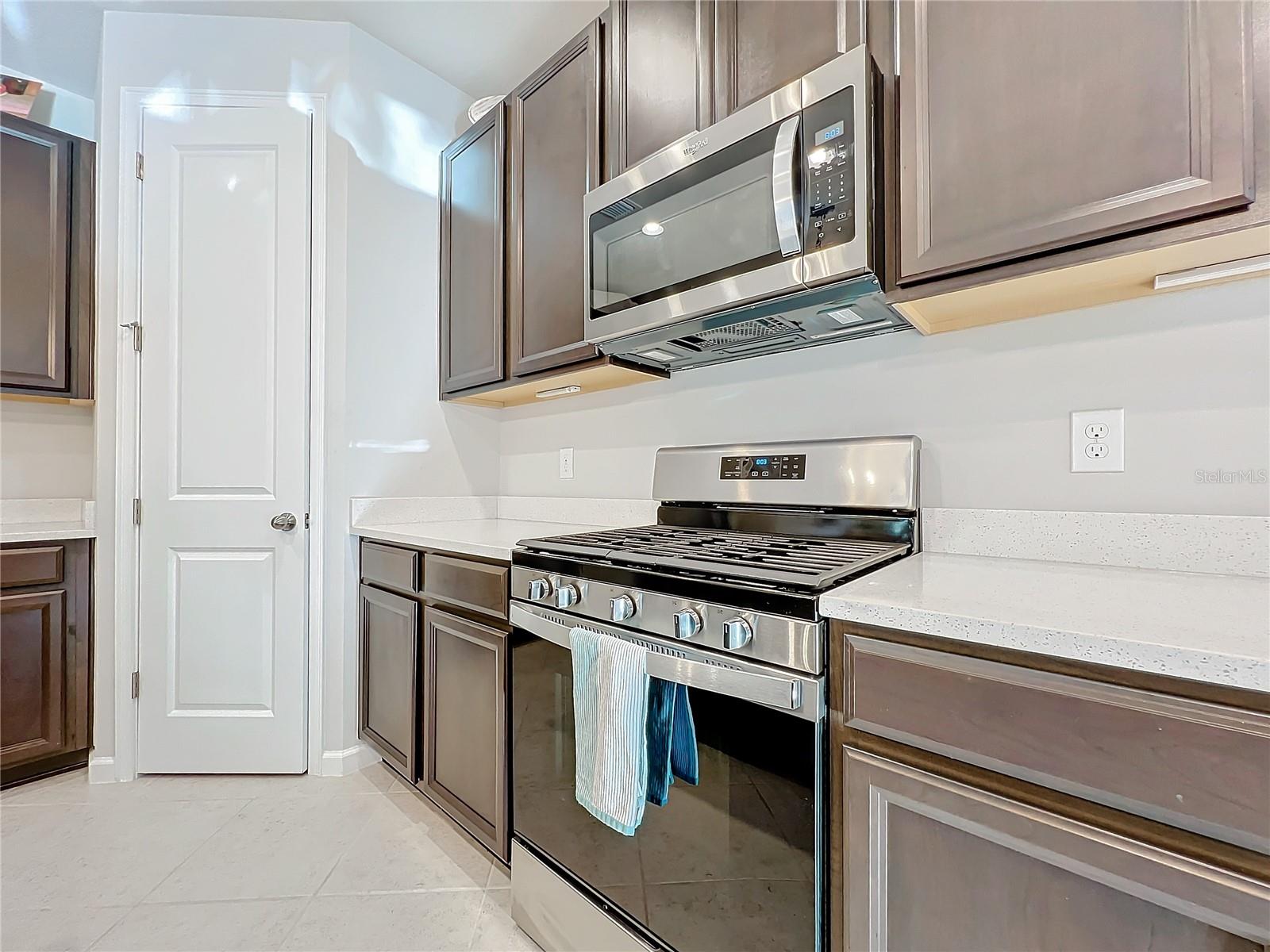 8678 RAIN SONG RD, SARASOTA, FL, 34238