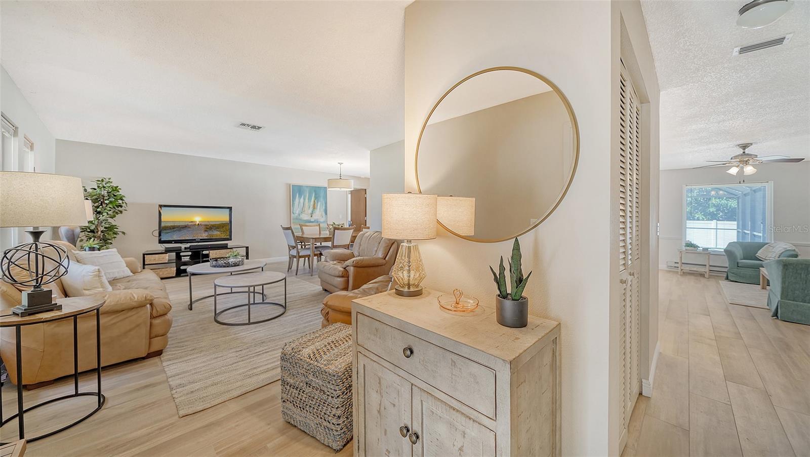 5988 LARCHWOOD AVE, SARASOTA, FL, 34231