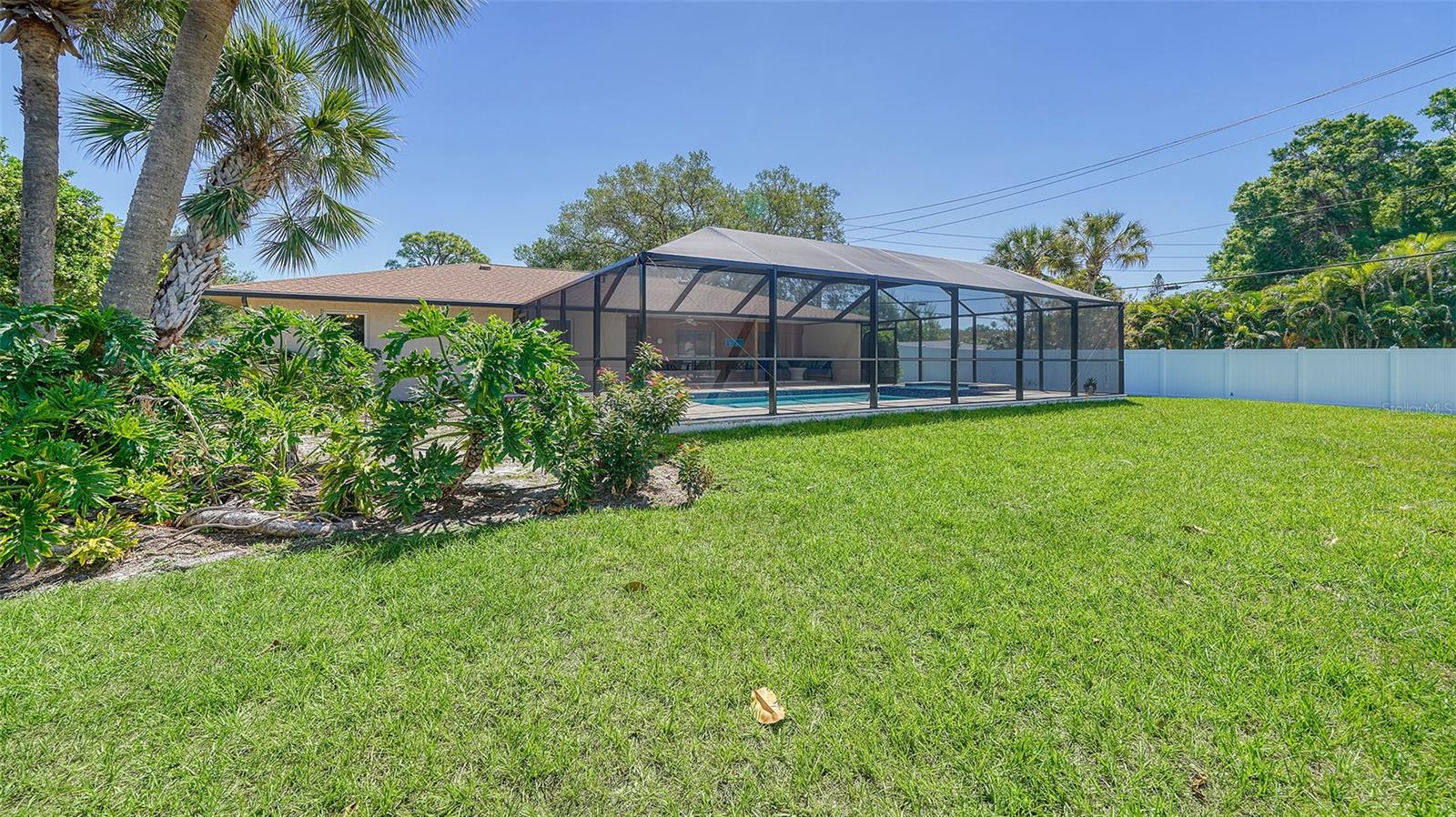 5988 LARCHWOOD AVE, SARASOTA, FL, 34231