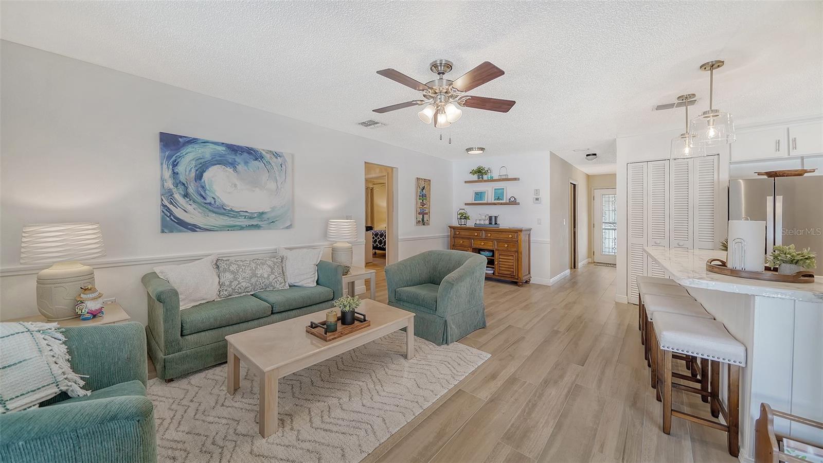 5988 LARCHWOOD AVE, SARASOTA, FL, 34231