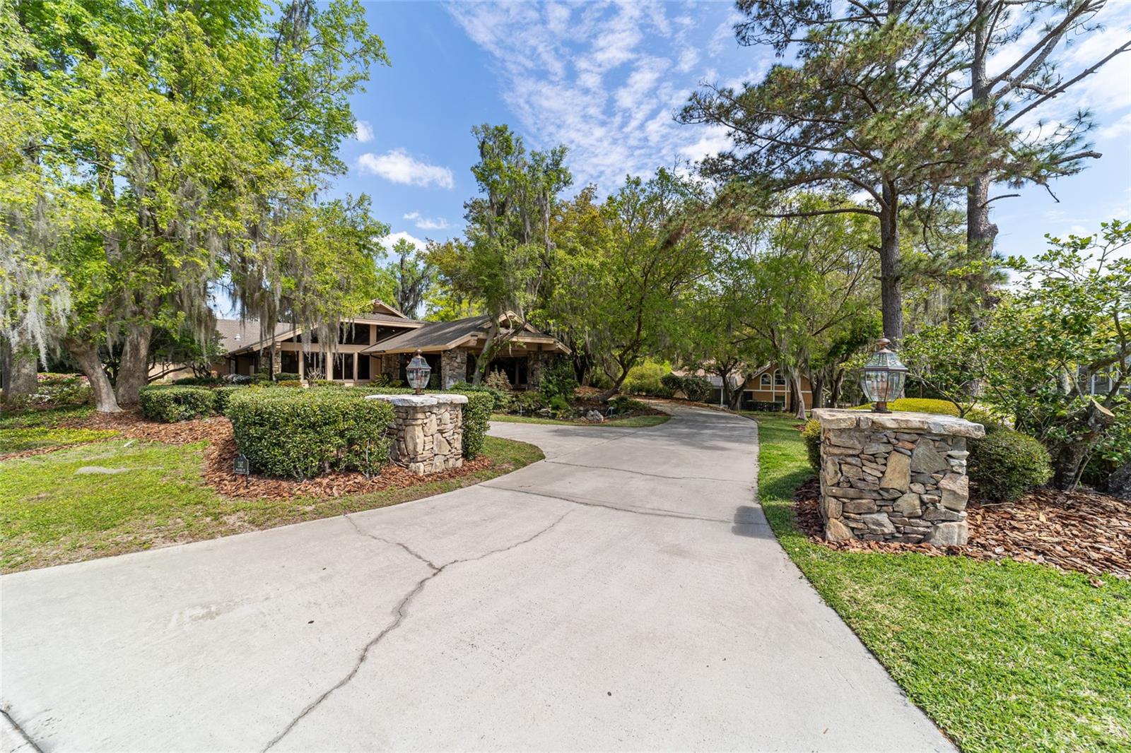 2162 SE MILL CREEK CIR, OCALA, FL, 34471