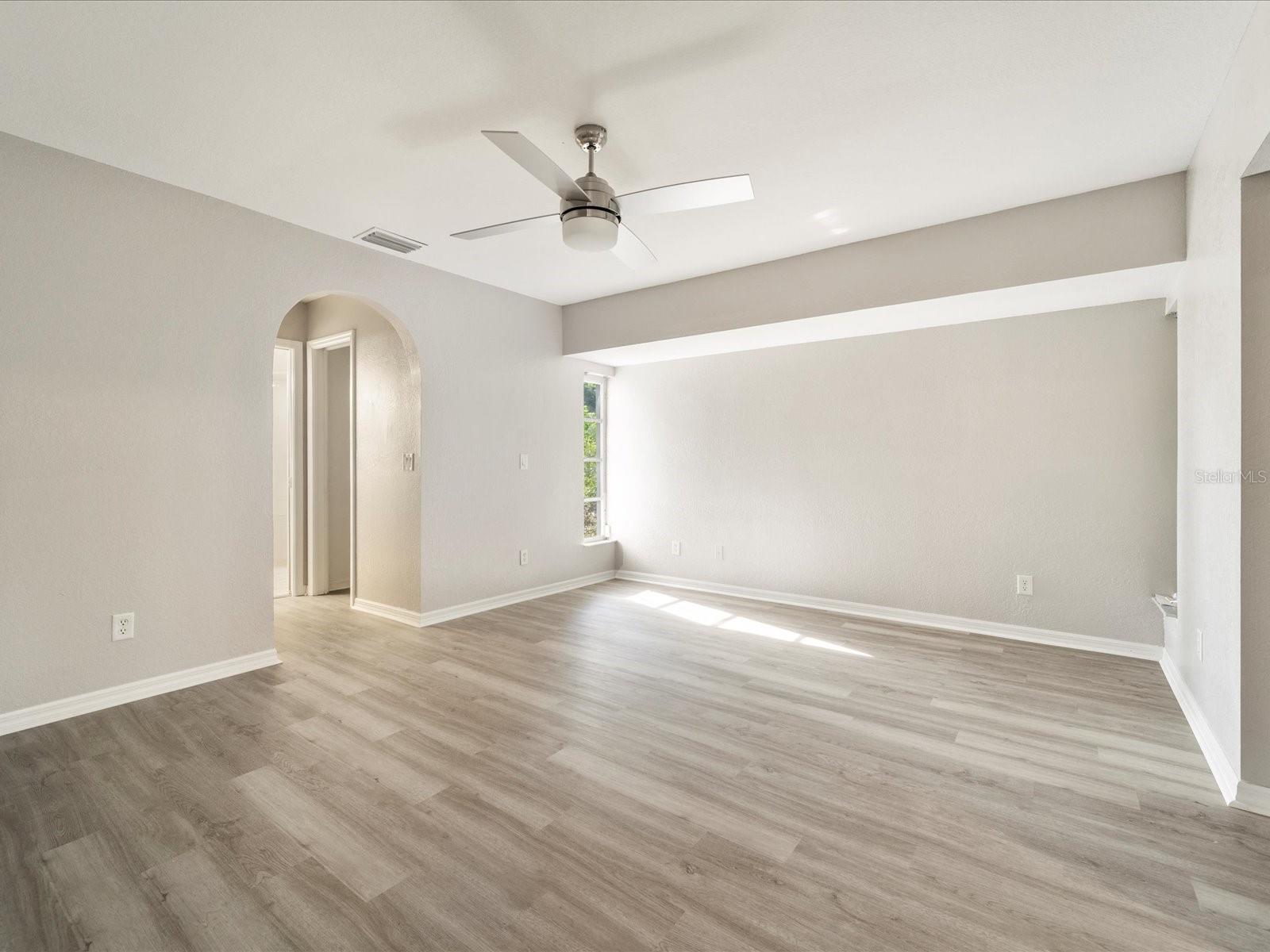 1291 BEACON DR, PORT CHARLOTTE, FL, 33952