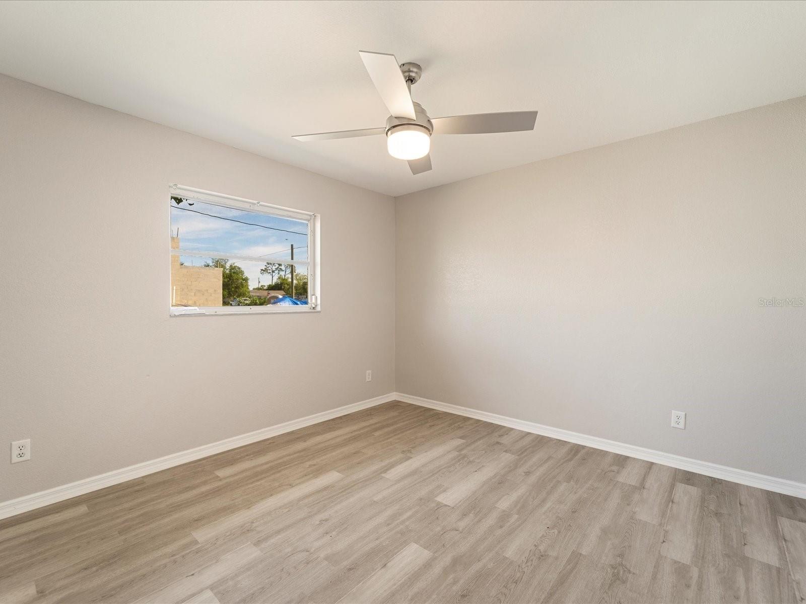 1291 BEACON DR, PORT CHARLOTTE, FL, 33952