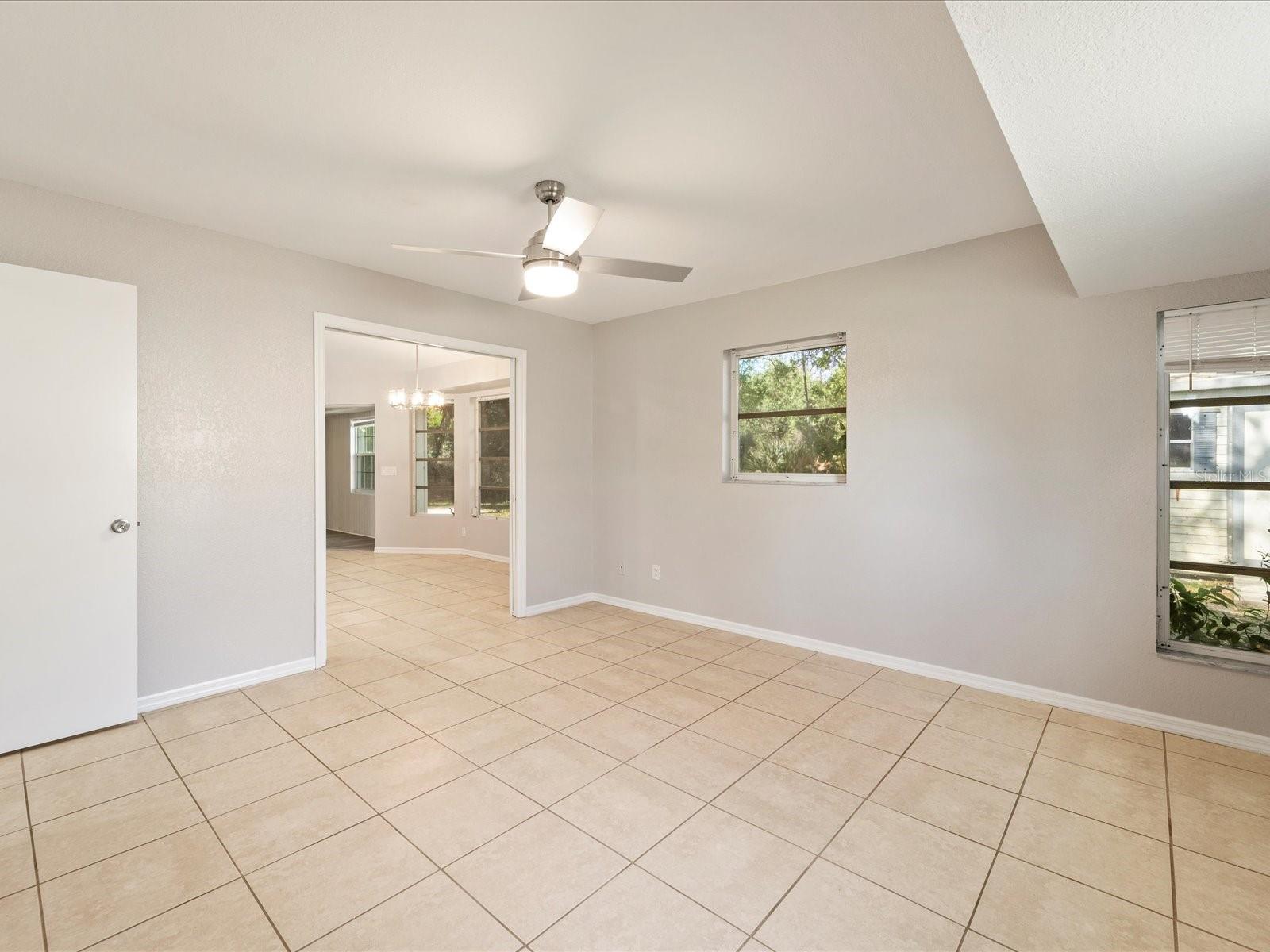 1291 BEACON DR, PORT CHARLOTTE, FL, 33952