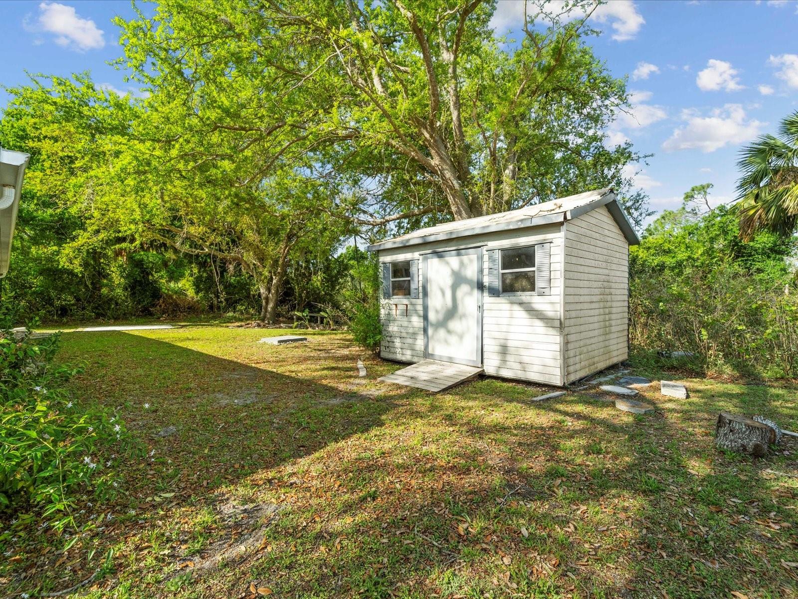 1291 BEACON DR, PORT CHARLOTTE, FL, 33952