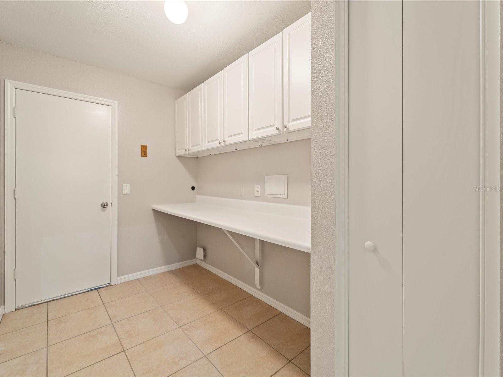 1291 BEACON DR, PORT CHARLOTTE, FL, 33952