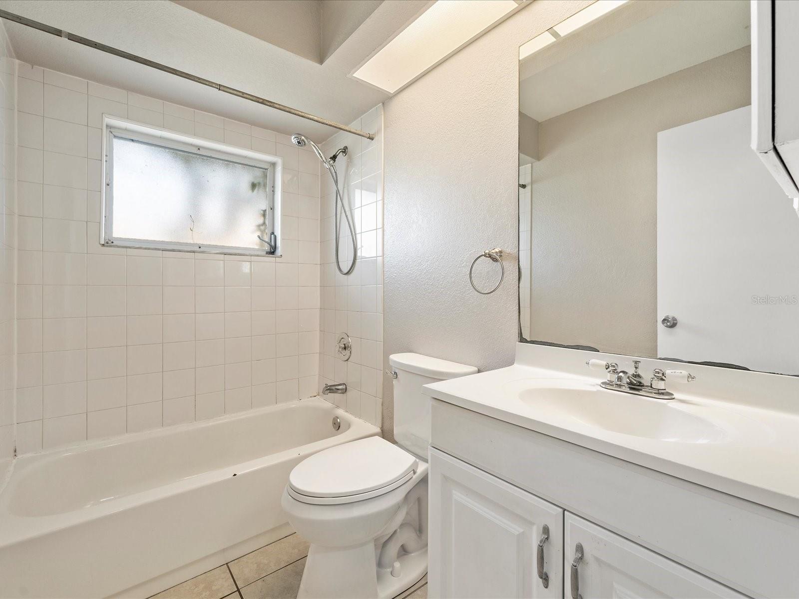 1291 BEACON DR, PORT CHARLOTTE, FL, 33952