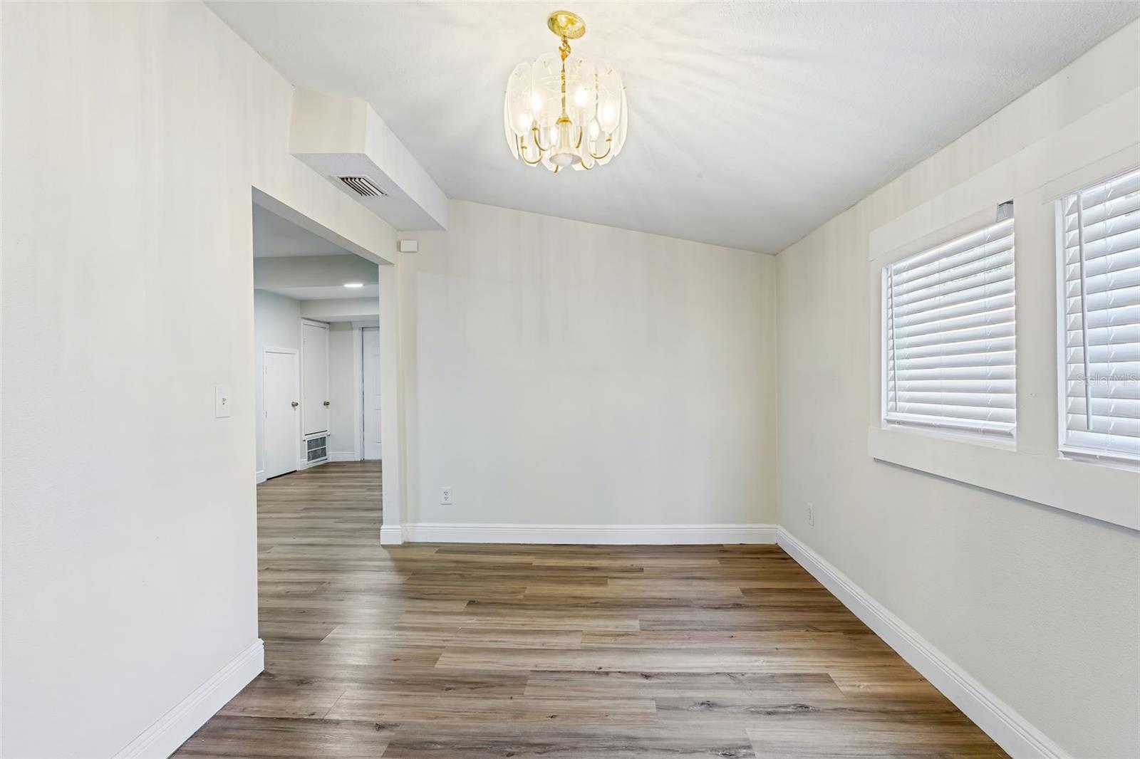 206 E FRIERSON AVE, TAMPA, FL, 33603