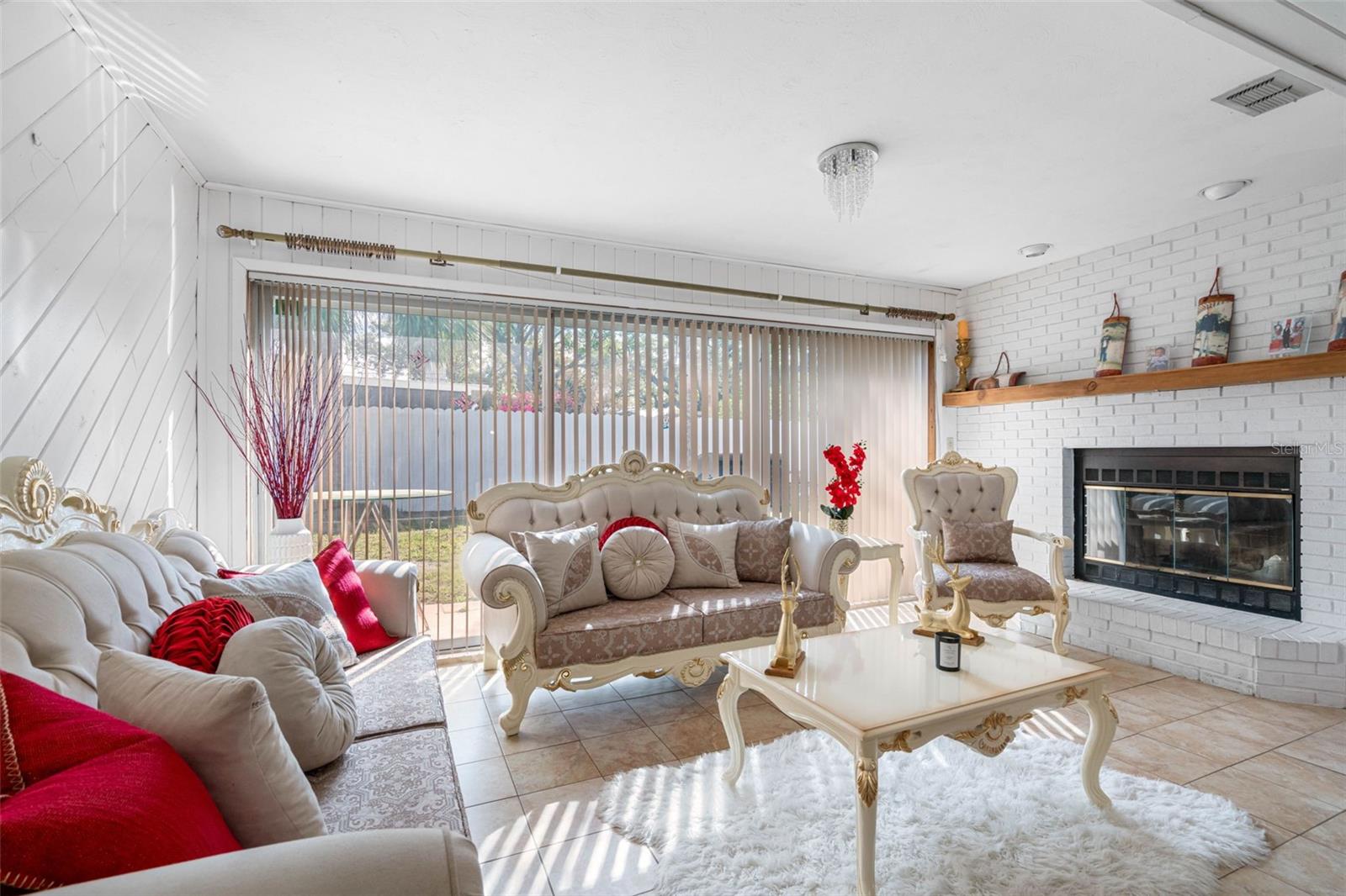 1215 S KEENE RD, CLEARWATER, FL, 33756