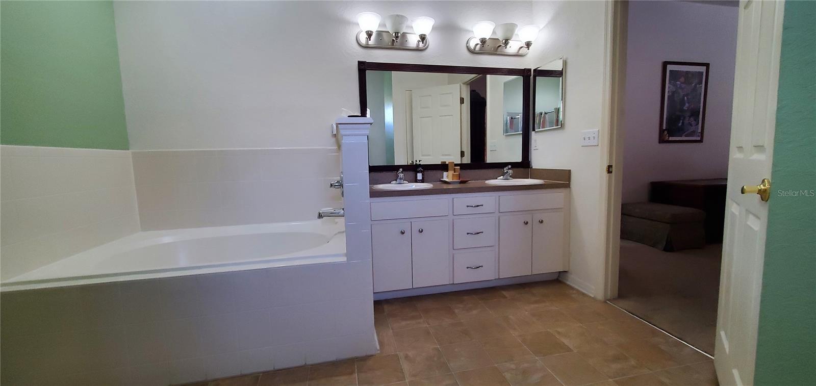 3268 ENCLAVE BLVD, MULBERRY, FL, 33860