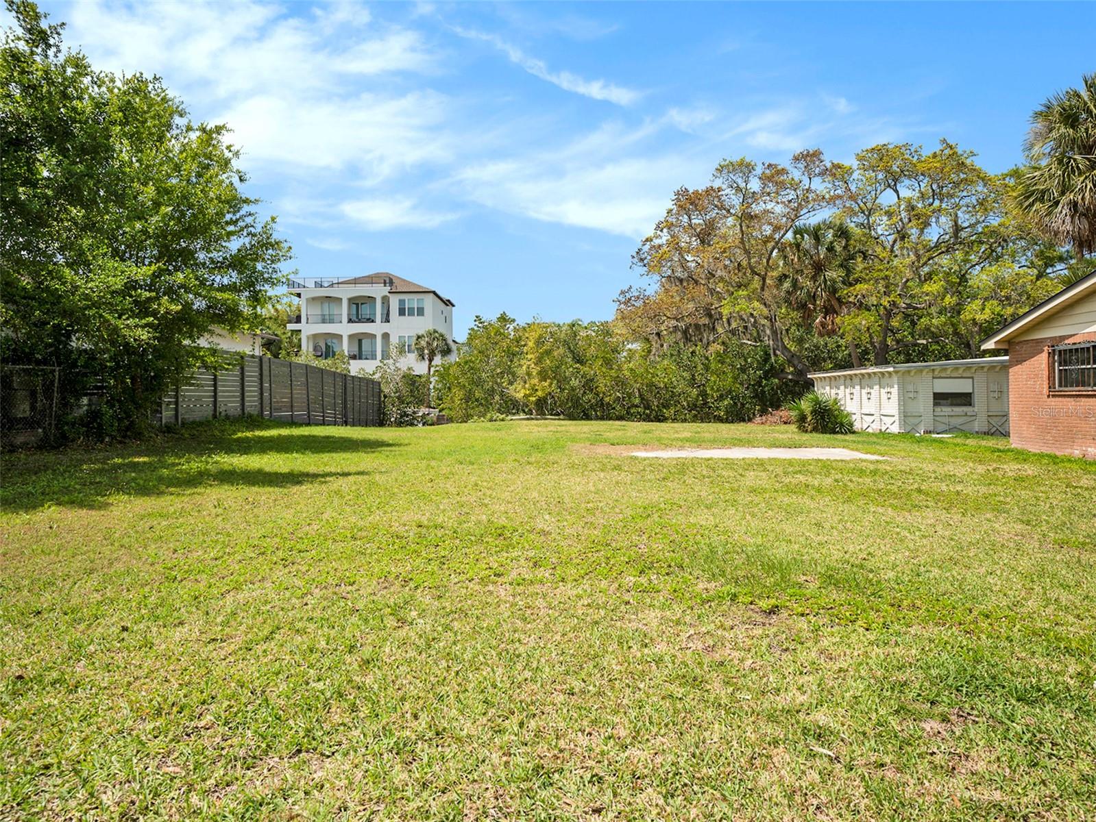 7406 BAY DR, TAMPA, FL, 33635