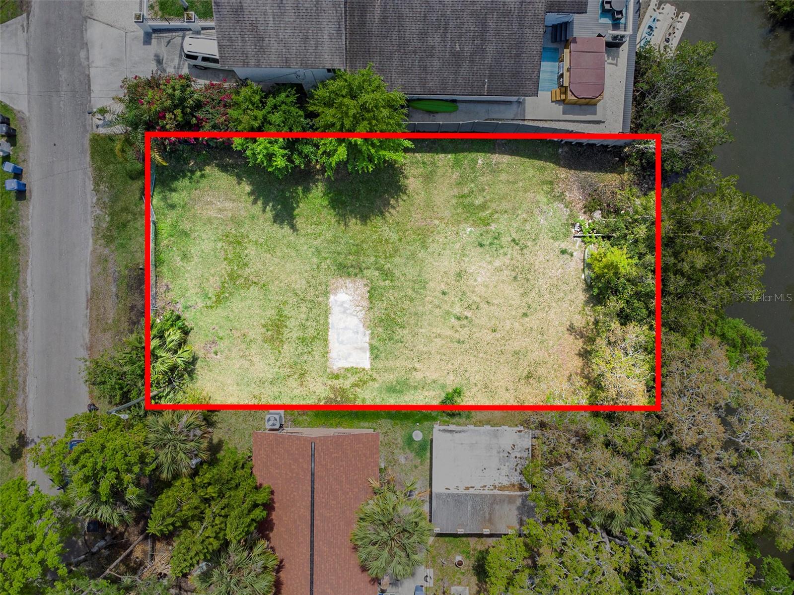 7406 BAY DR, TAMPA, FL, 33635
