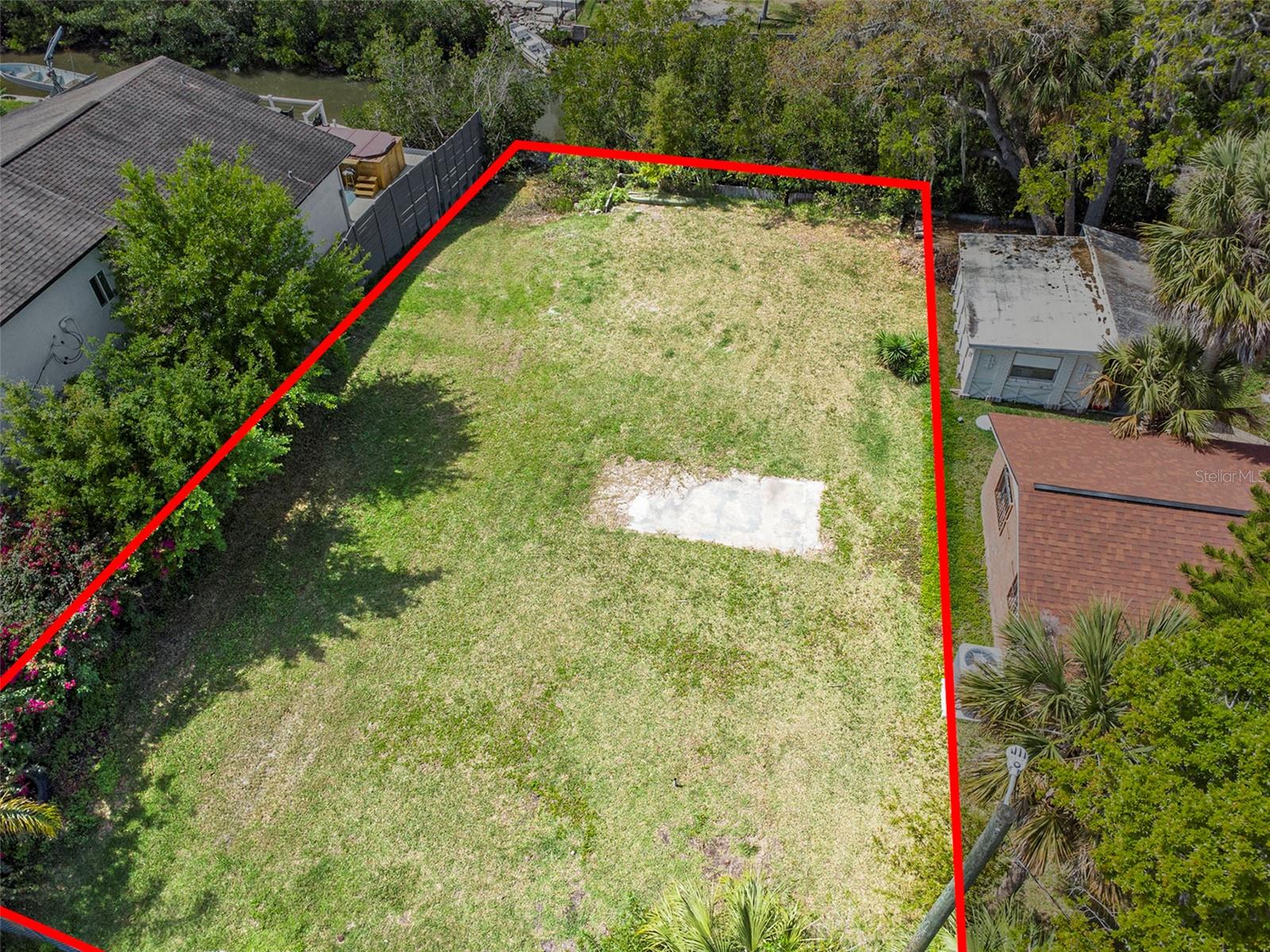 7406 BAY DR, TAMPA, FL, 33635