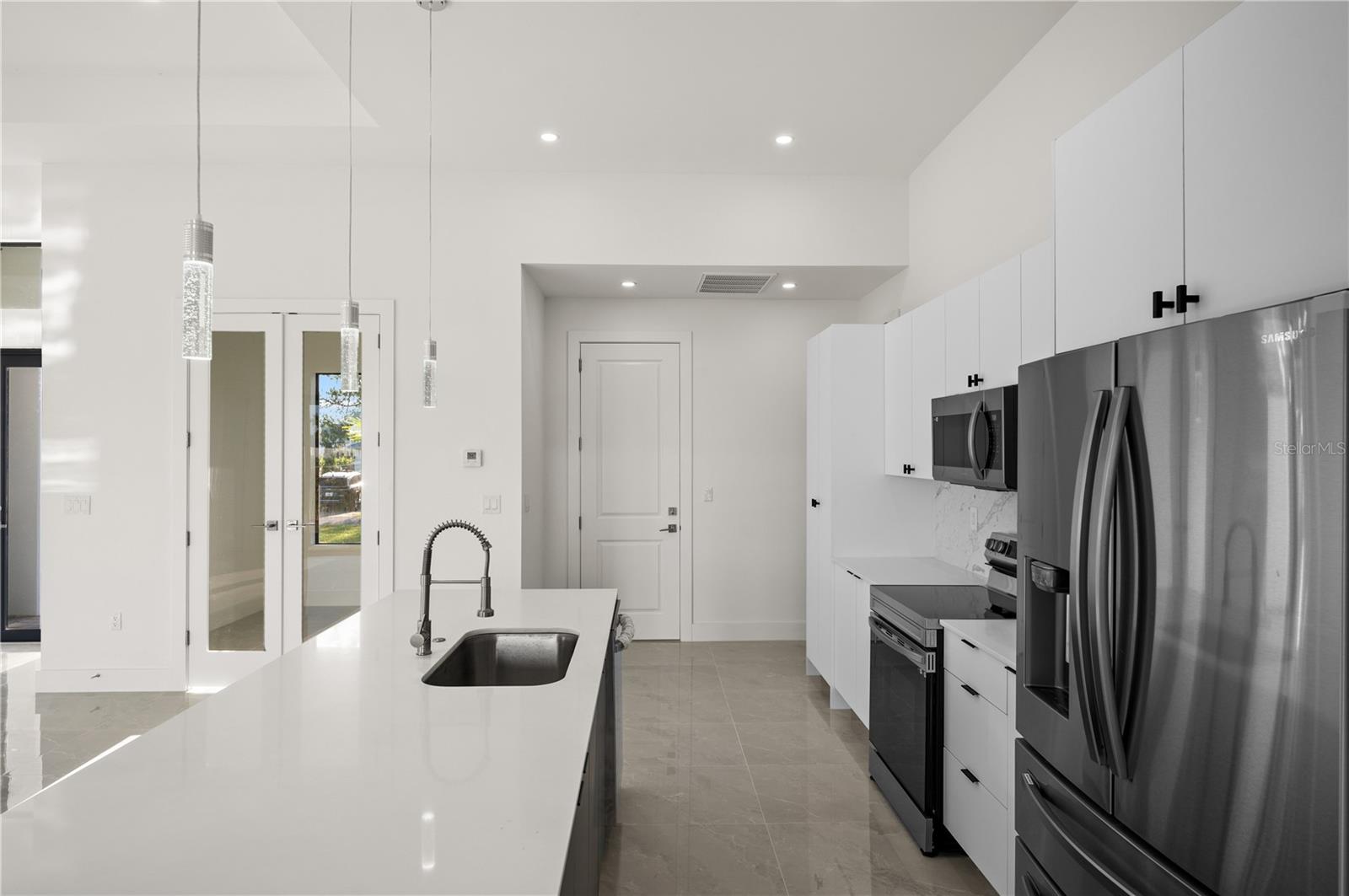 122 NW 18TH PL, CAPE CORAL, FL, 33993