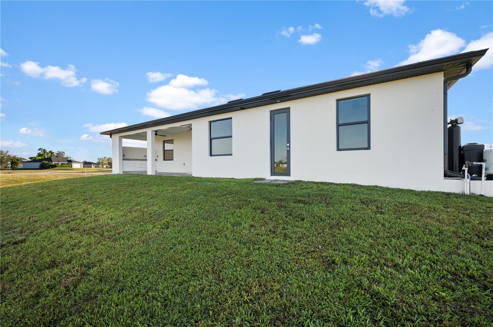122 NW 18TH PL, CAPE CORAL, FL, 33993