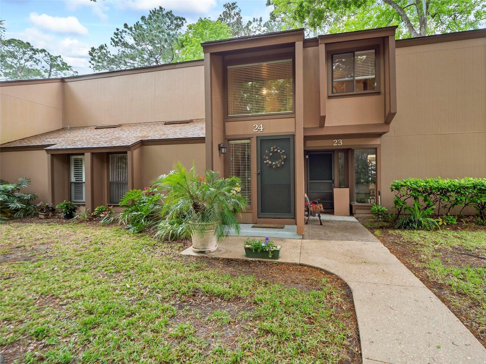 24 MID PINES CIR #24, PALM COAST, FL, 32137