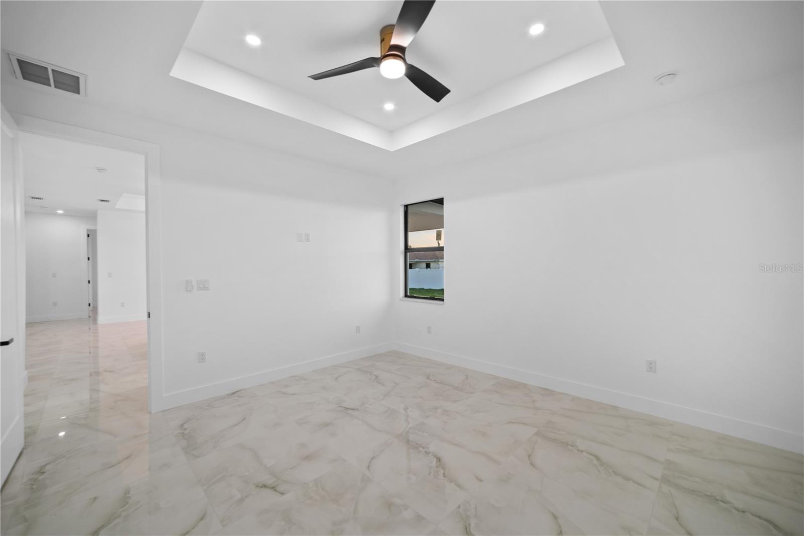 2424 NE 24TH AVE, CAPE CORAL, FL, 33909