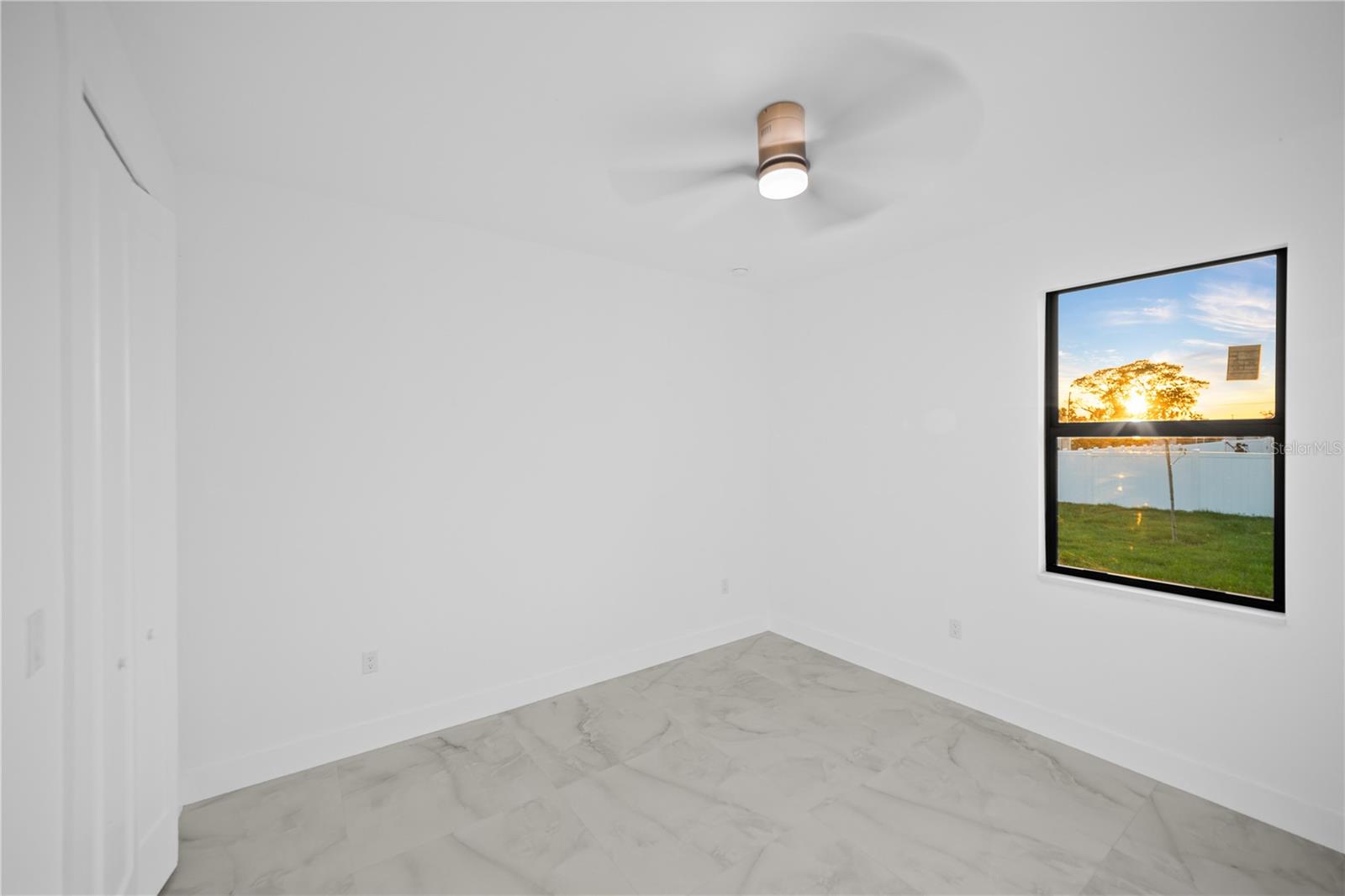 2424 NE 24TH AVE, CAPE CORAL, FL, 33909