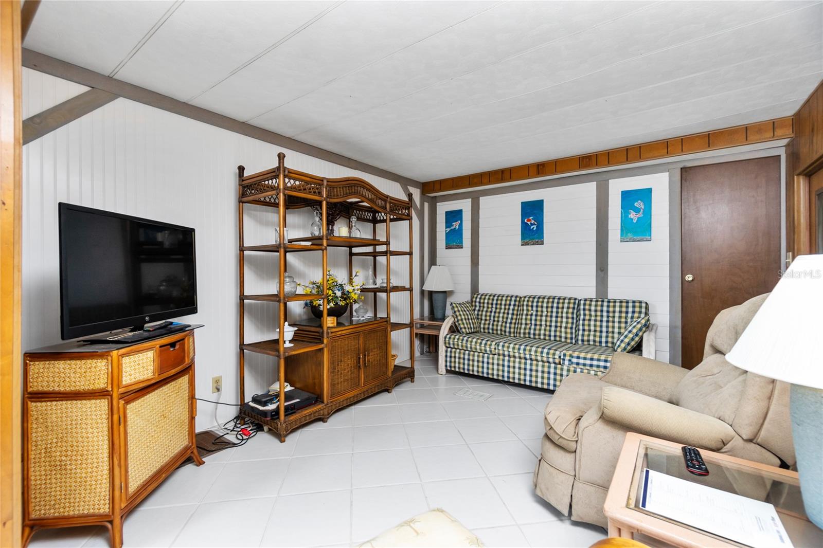 D6135614 Property Photo