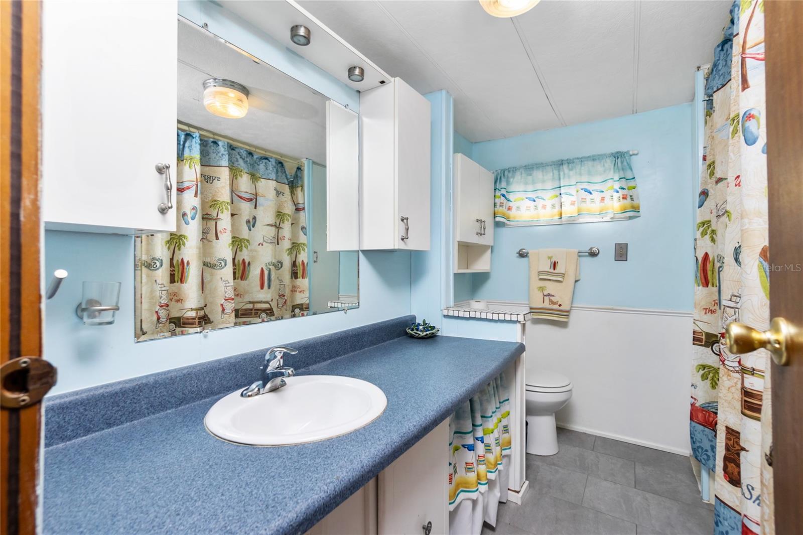 D6135614 Property Photo