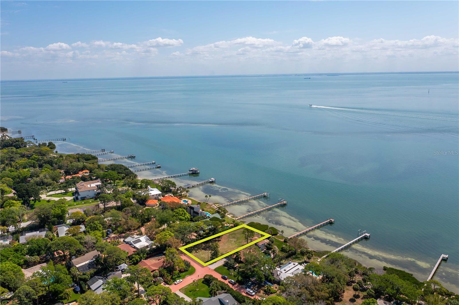 1060 FRIENDLY WAY S, ST PETERSBURG, FL, 33705