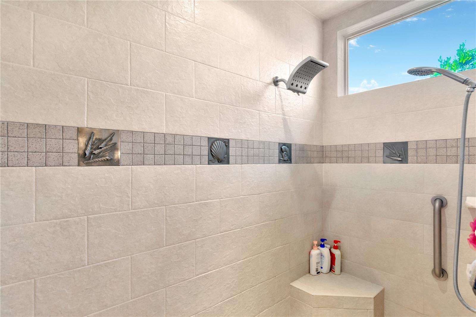 256 GOLF AIRE BLVD, WINTER HAVEN, FL, 33884