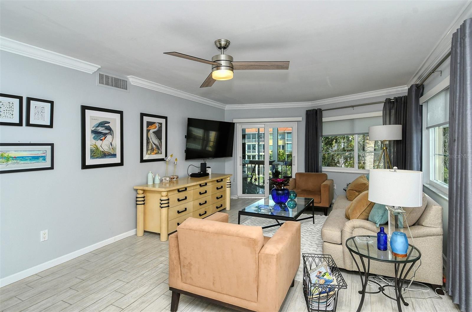 1215 S PORTOFINO DR #308, SARASOTA, FL, 34242
