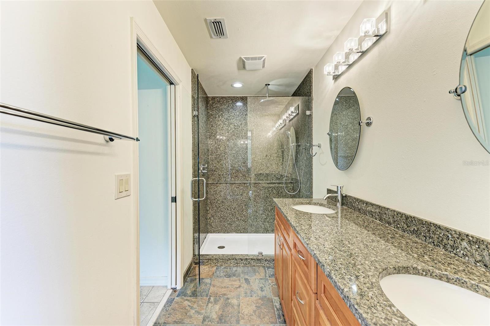 5372 PAMELA WOOD WAY #7, SARASOTA, FL, 34233