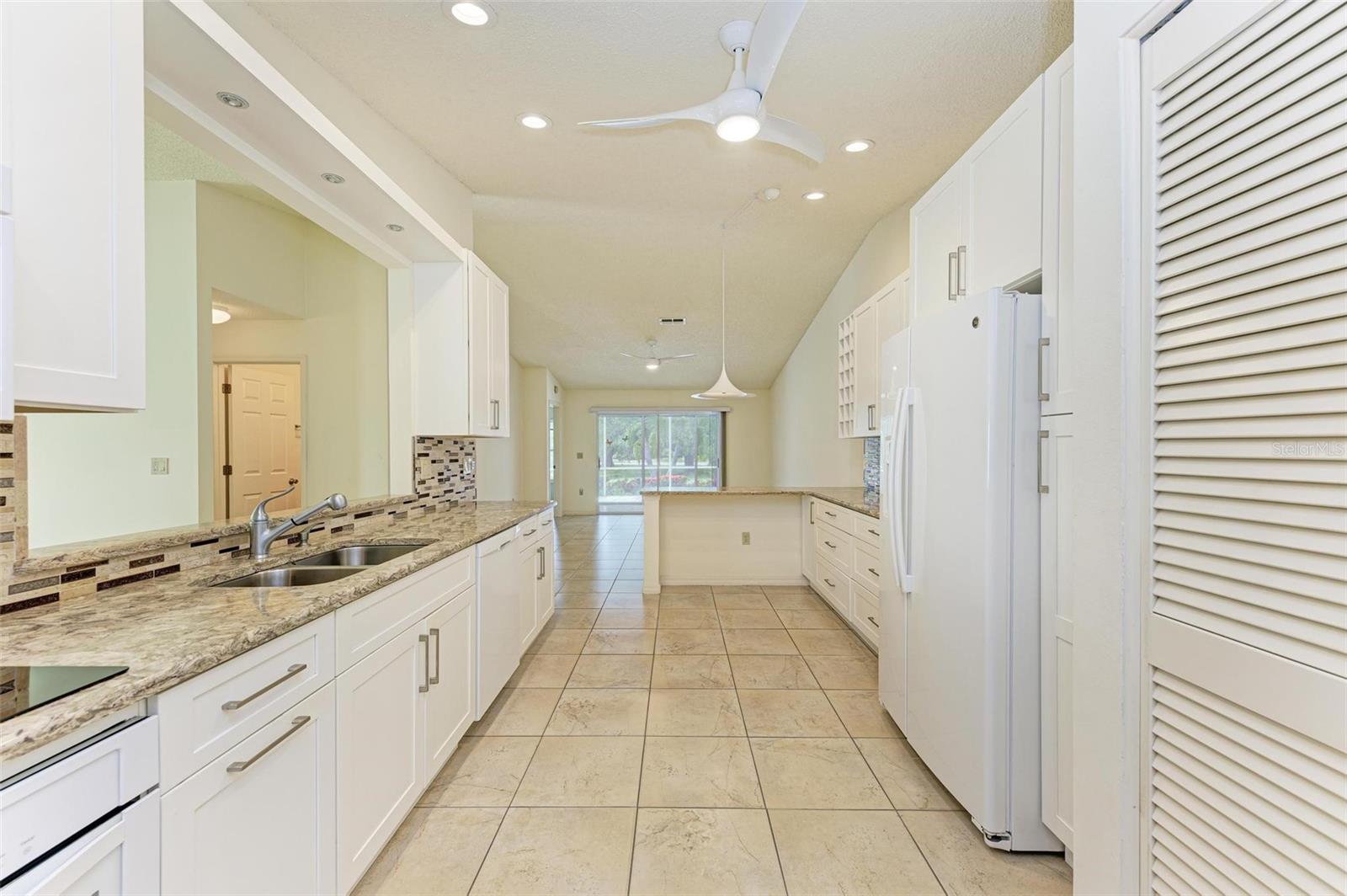 5372 PAMELA WOOD WAY #7, SARASOTA, FL, 34233