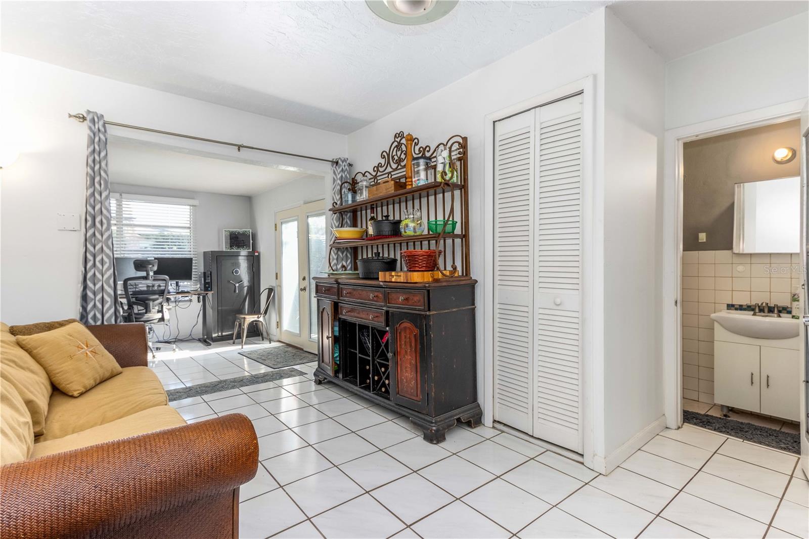 2717 PINEHURST AVE, BELLEAIR BLUFFS, FL, 33770