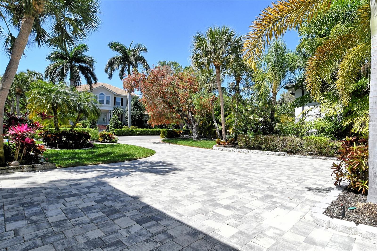 5422 SIESTA COVE DR, SARASOTA, FL, 34242