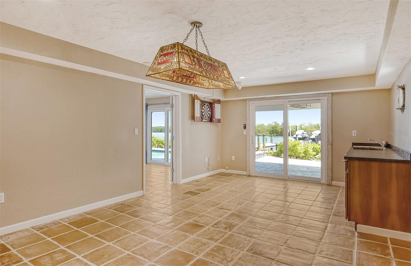 5422 SIESTA COVE DR, SARASOTA, FL, 34242