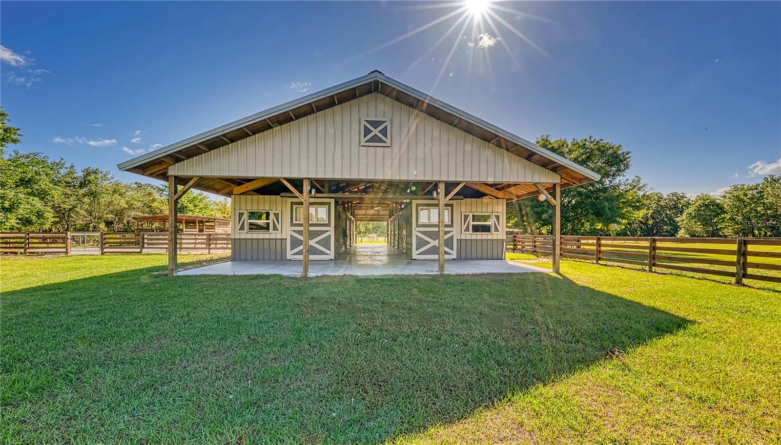 22310 TAYLOR DR, BRADENTON, FL, 34211