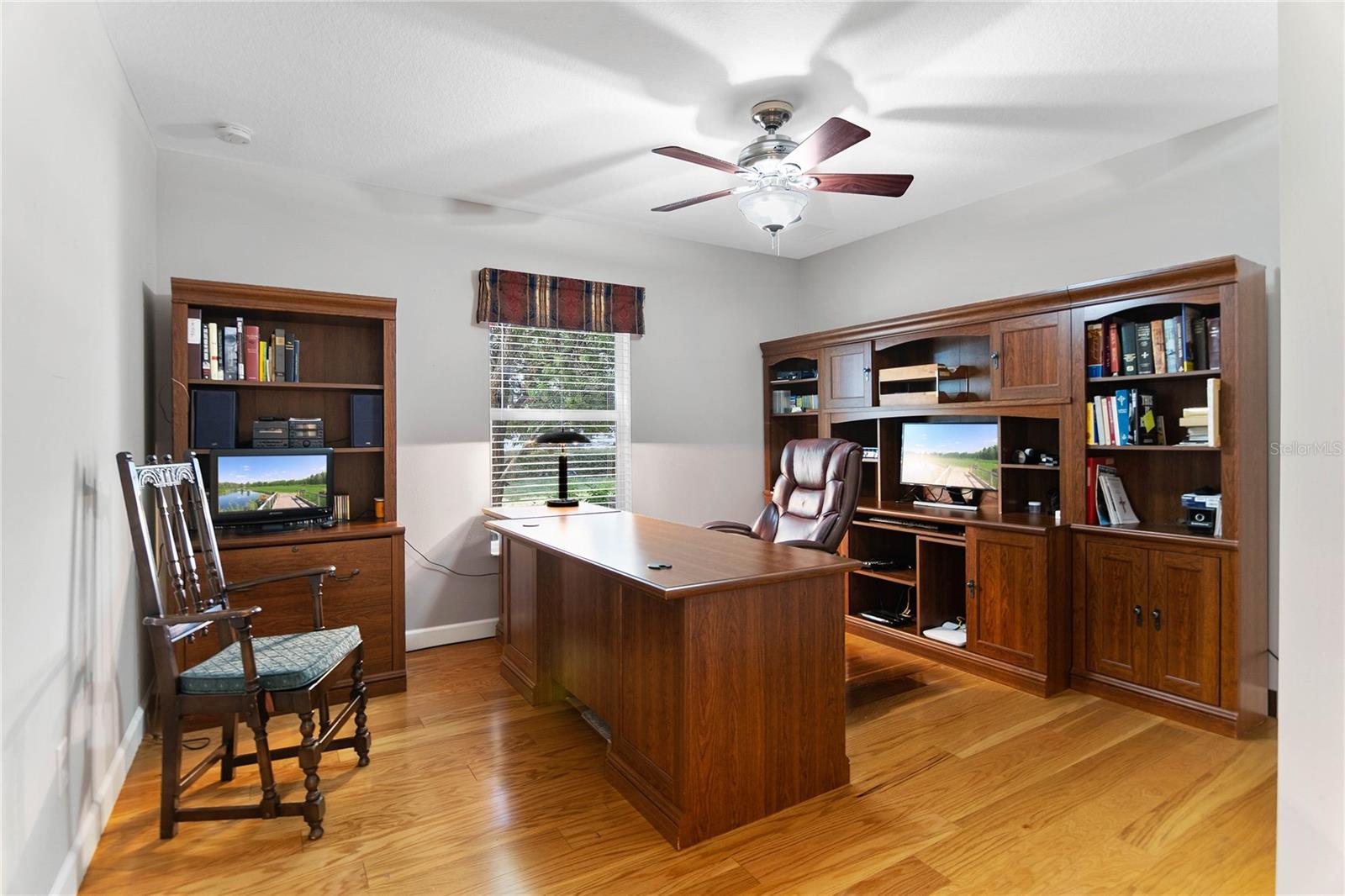 8032 BRIDGEPORT BAY CIR, MOUNT DORA, FL, 32757