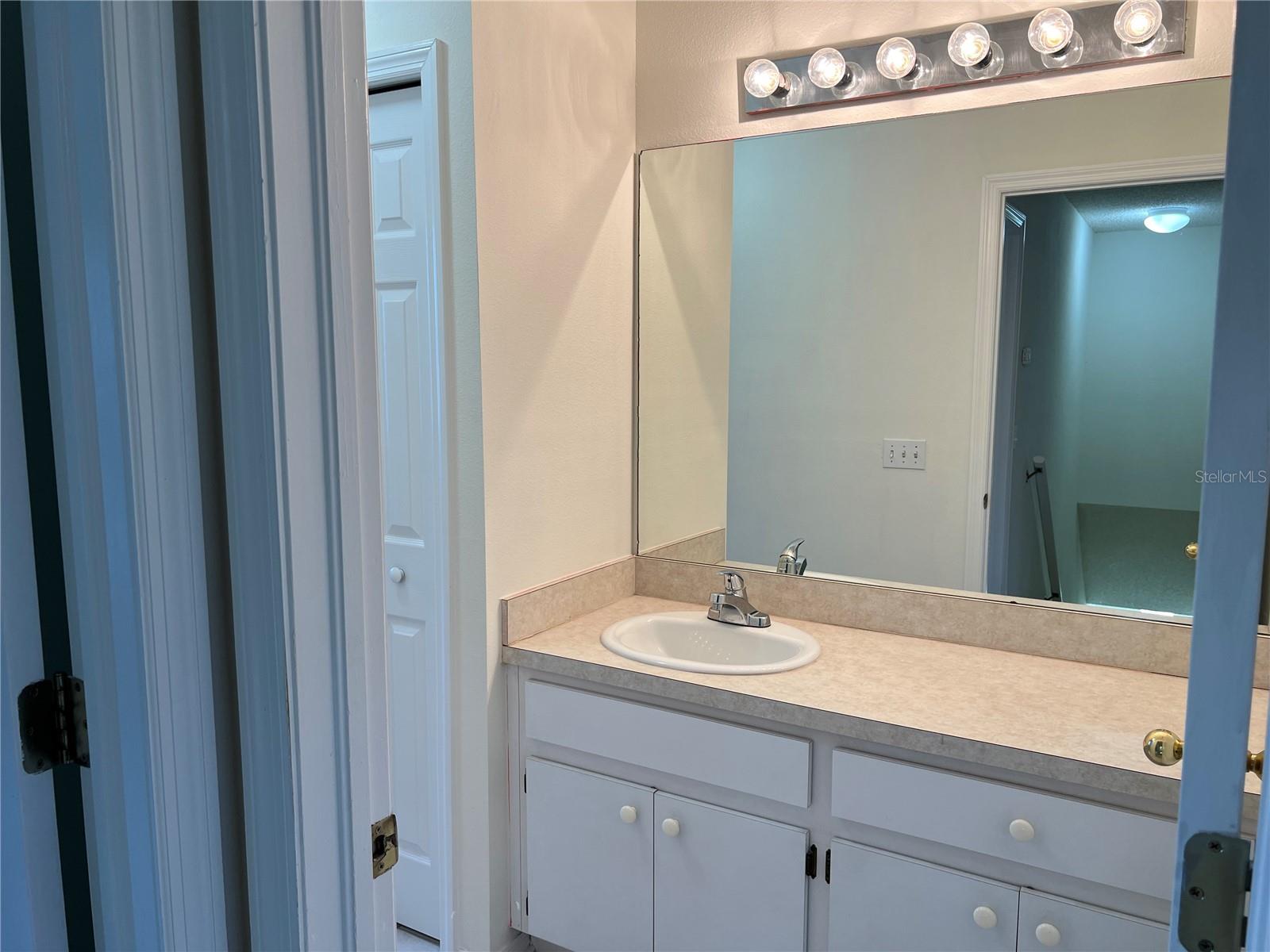 9818 MORRIS GLEN WAY, TEMPLE TERRACE, FL, 33637