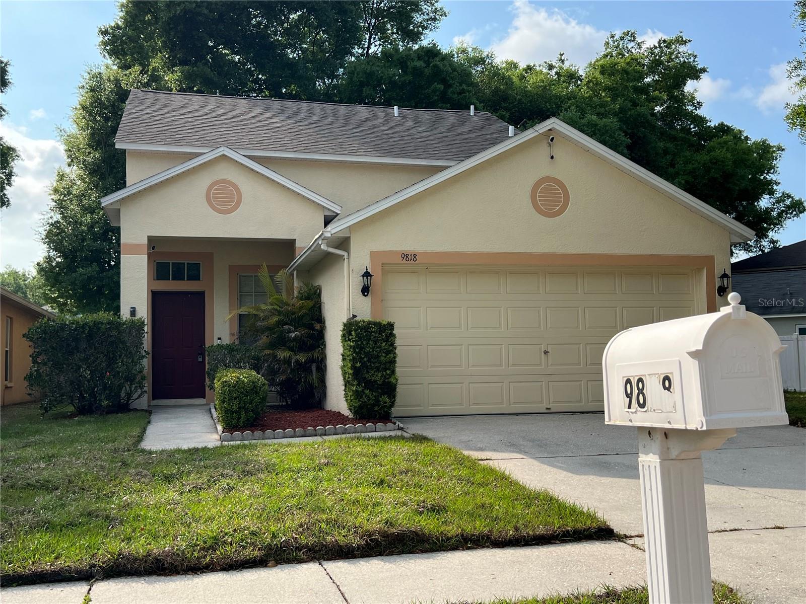 9818 MORRIS GLEN WAY, TEMPLE TERRACE, FL, 33637
