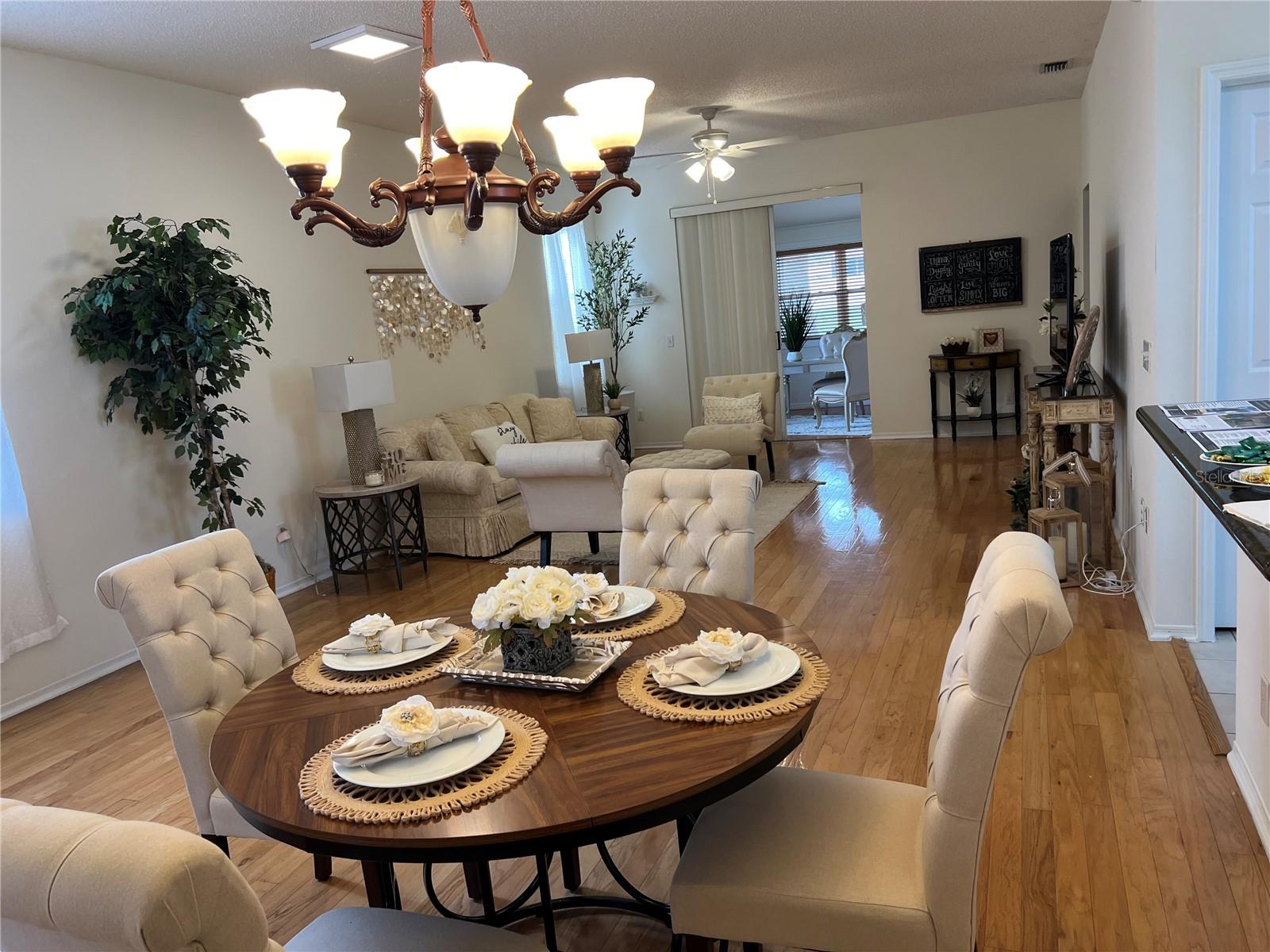 9818 MORRIS GLEN WAY, TEMPLE TERRACE, FL, 33637
