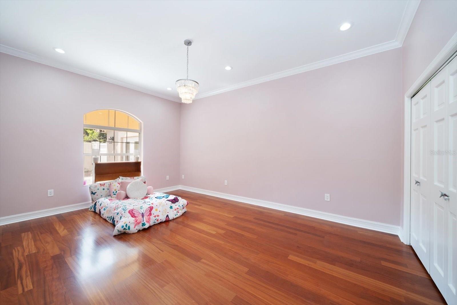 201 BLUFF VIEW DR, BELLEAIR BLUFFS, FL, 33770