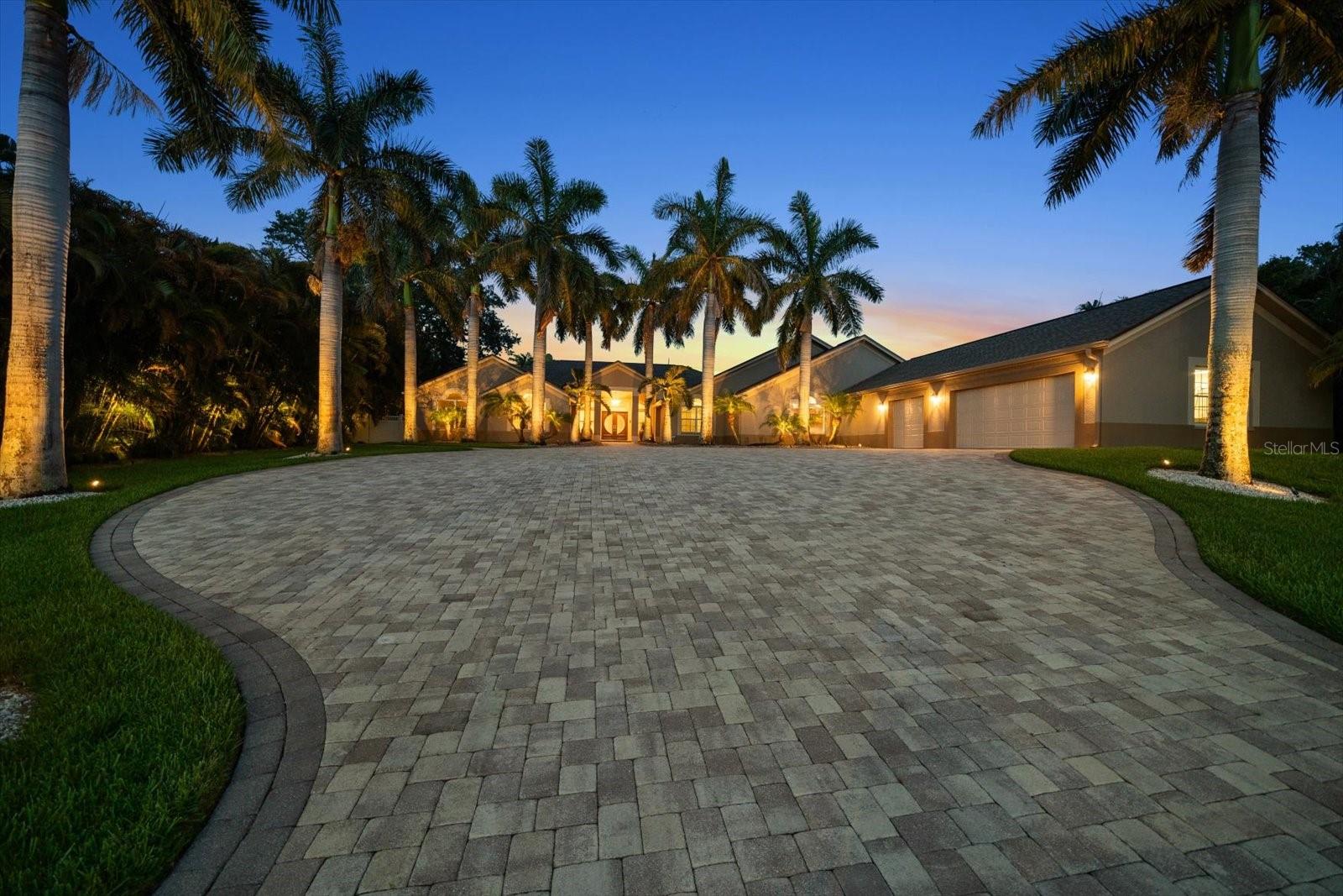 201 BLUFF VIEW DR, BELLEAIR BLUFFS, FL, 33770