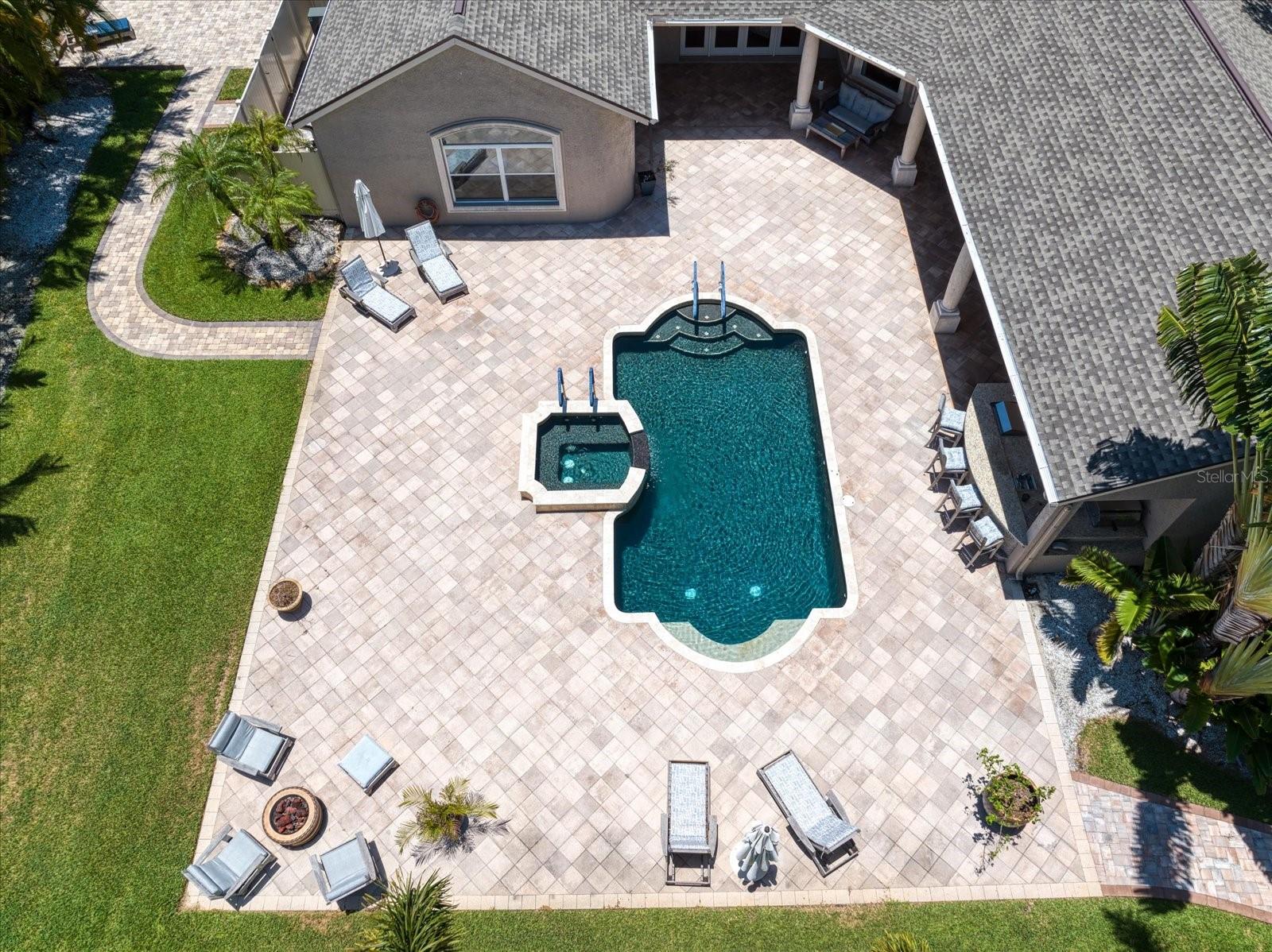 201 BLUFF VIEW DR, BELLEAIR BLUFFS, FL, 33770