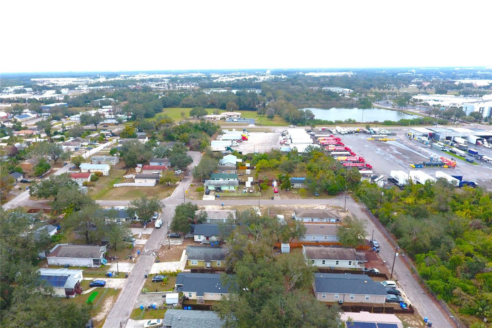 3708 WIGGINS LEAF ST, TAMPA, FL, 33619