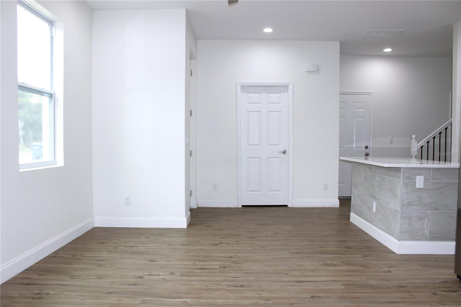 3708 WIGGINS LEAF ST, TAMPA, FL, 33619