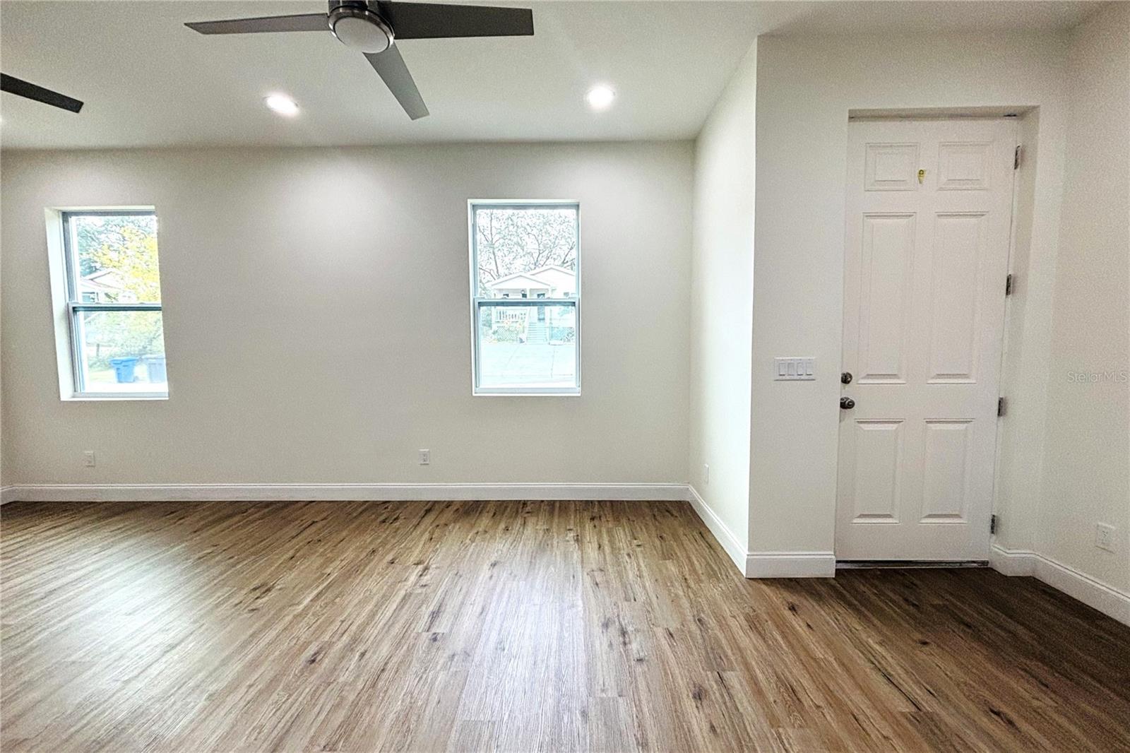 3708 WIGGINS LEAF ST, TAMPA, FL, 33619