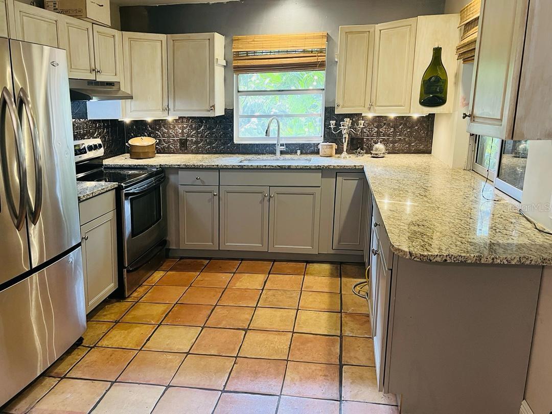 5051 GREEN BLVD, NAPLES, FL, 34116