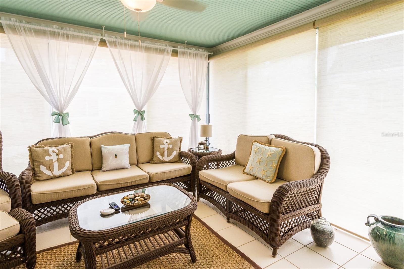 1900 BENJAMIN FRANKLIN DR #VILLA3, SARASOTA, FL, 34236