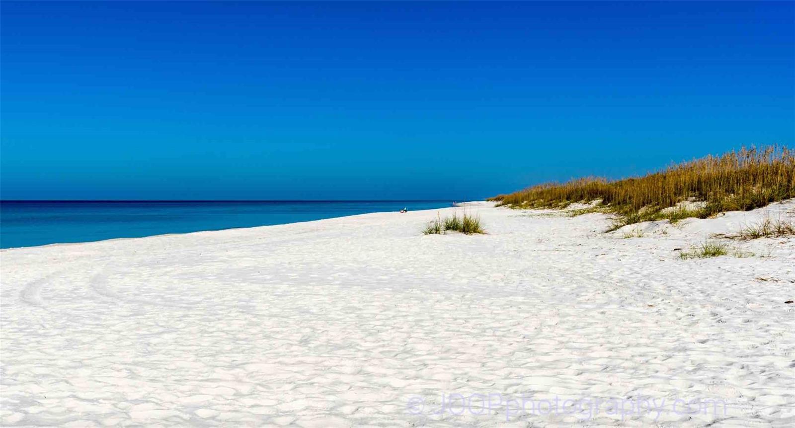 1900 BENJAMIN FRANKLIN DR #VILLA3, SARASOTA, FL, 34236