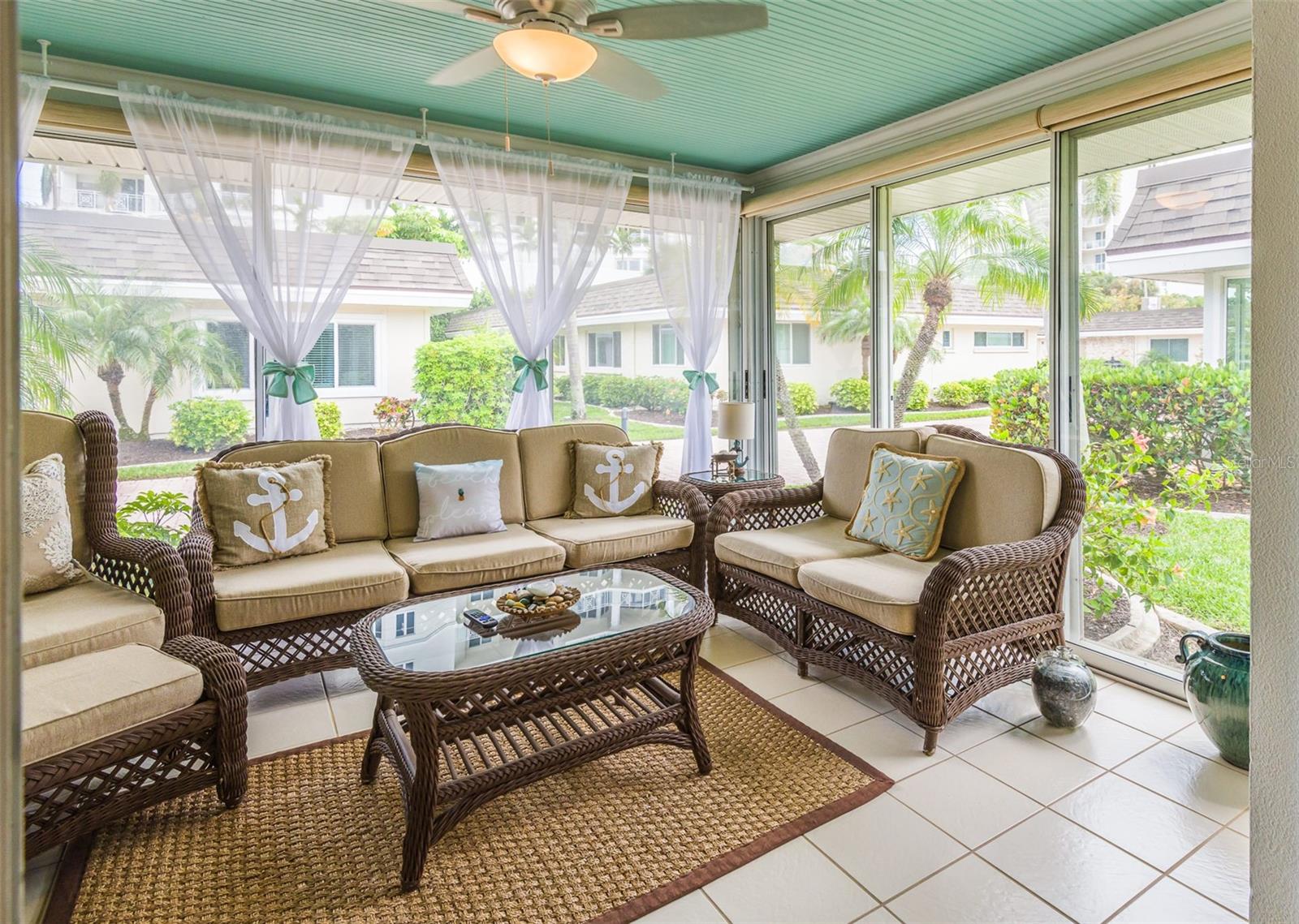 1900 BENJAMIN FRANKLIN DR #VILLA3, SARASOTA, FL, 34236