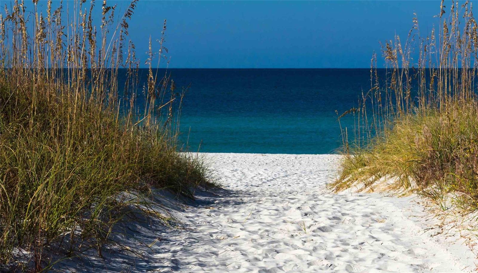 1900 BENJAMIN FRANKLIN DR #VILLA3, SARASOTA, FL, 34236